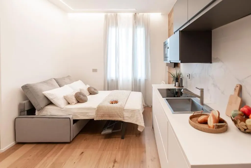 We Home - Buenos Aires Suites36 - Milano 0*,  İtalya