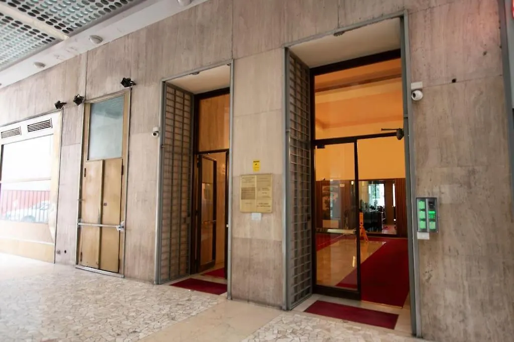 Daire We Home - Buenos Aires Suites36 - Milano İtalya